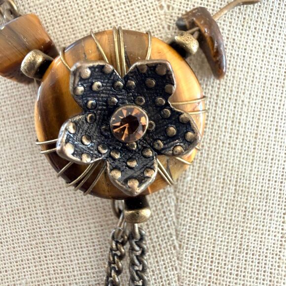 Avon Tiger’s Eye Y-Necklace Wire Wrapped Floral Drop - Picture 2 of 9